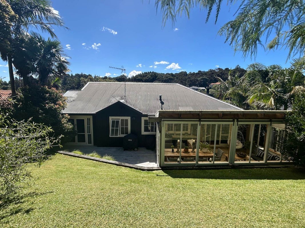 71 Ferry Road, Arkles Bay, Whangaparaoa - Carousel 13