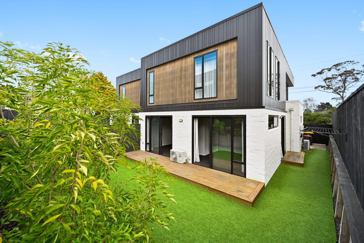 1/3 Comries Road, Chartwell, Hamilton - Carousel 2