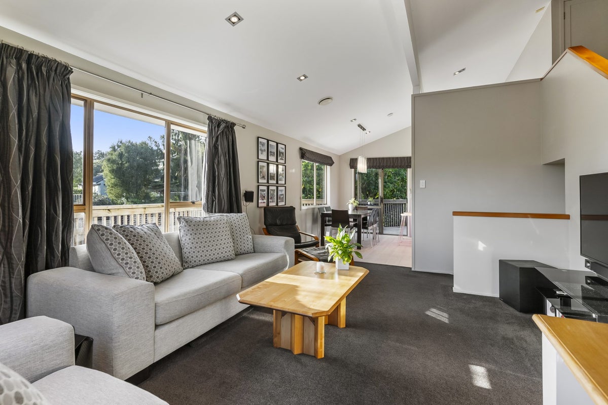 25 Rosecamp Road, Beach Haven, Auckland - Carousel 2
