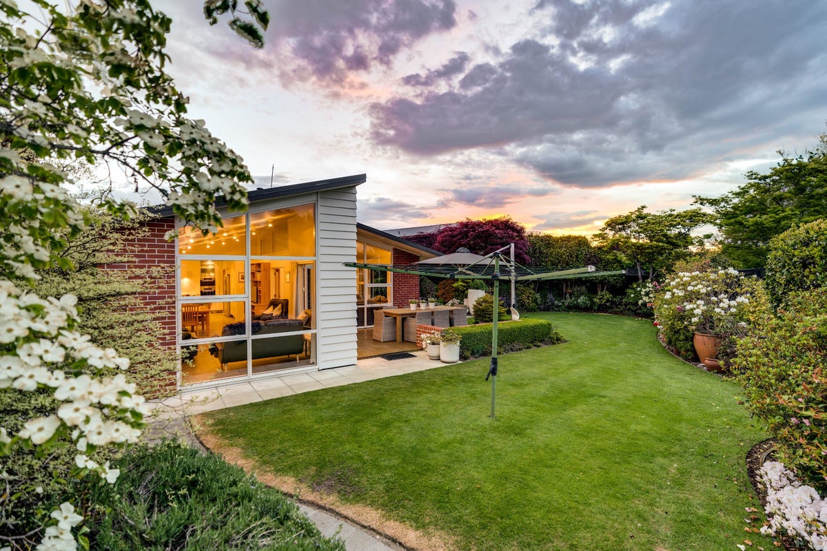 10 Powell Crescent, Ilam, Christchurch - Carousel 22