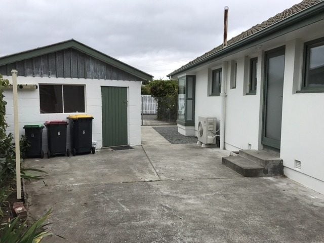 7 Cromer Place, New Brighton, Christchurch - Carousel 2