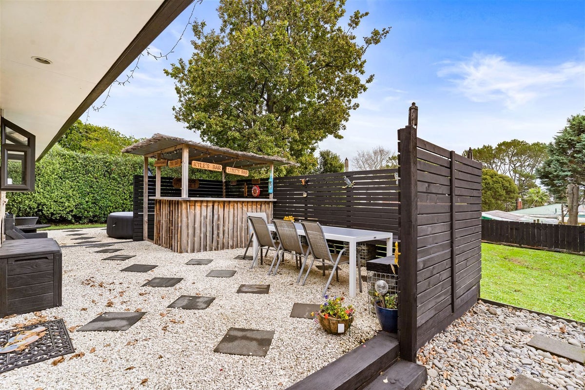 14A Millbrook Road, Henderson, Auckland - Carousel 2