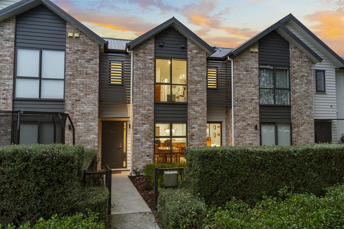 56 Pepene Avenue, Takanini, Auckland - Carousel 1