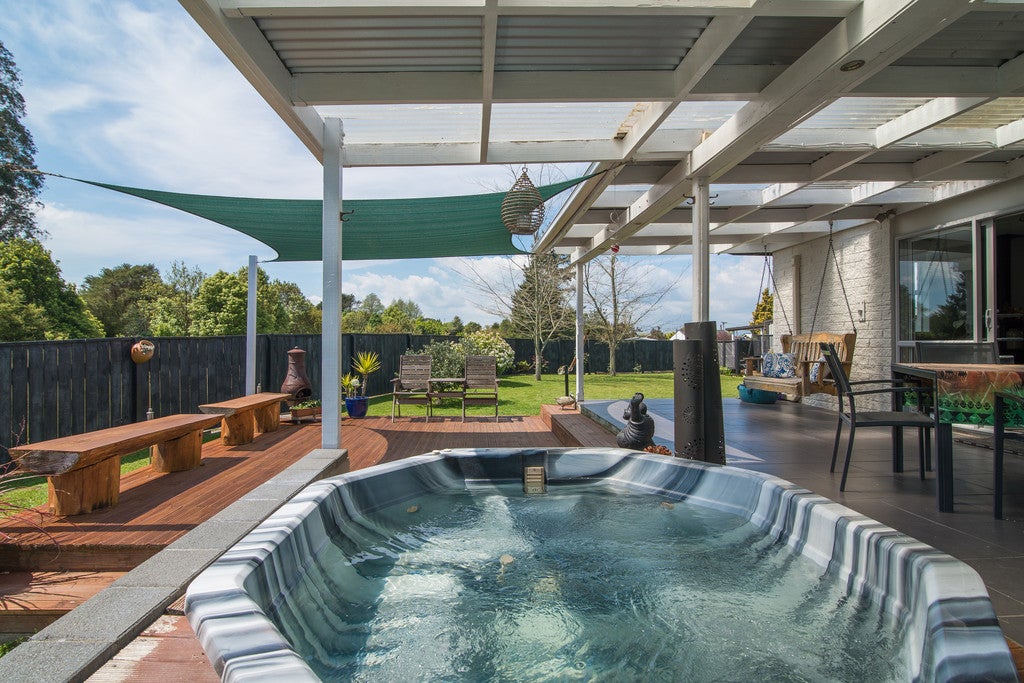 3 Munro Place, Ngongotaha, Rotorua - Carousel 1