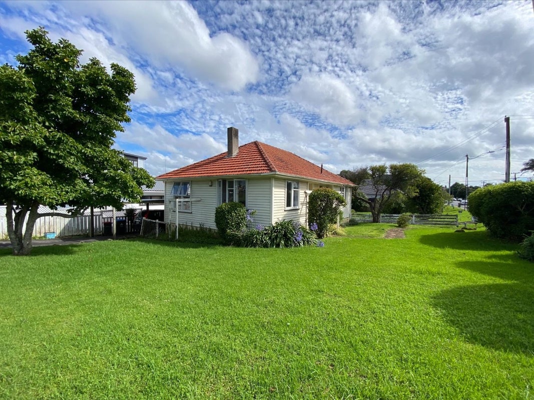 27 May Road, Wesley, Auckland - Carousel 1