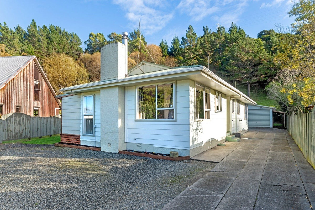 15 Campbell Street, Mangapapa, Gisborne - Carousel 19