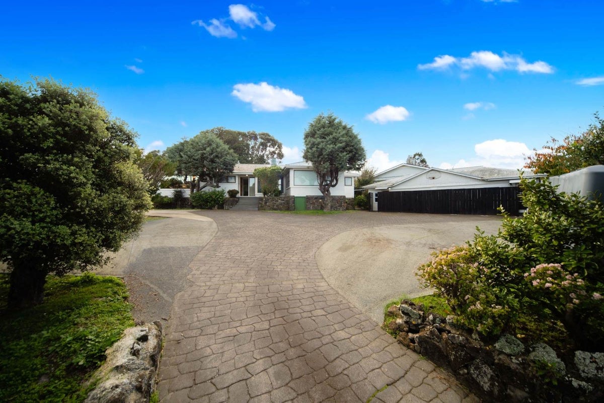 24 Tawa Road, Onehunga, Auckland - Carousel 2