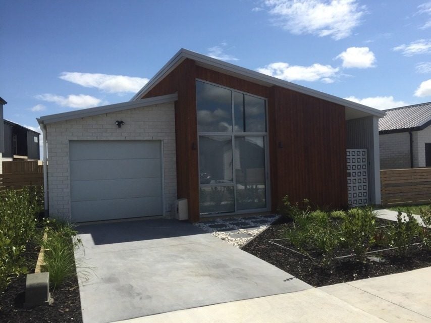 23 Whakapono Avenue, Baverstock, Hamilton - Carousel 2