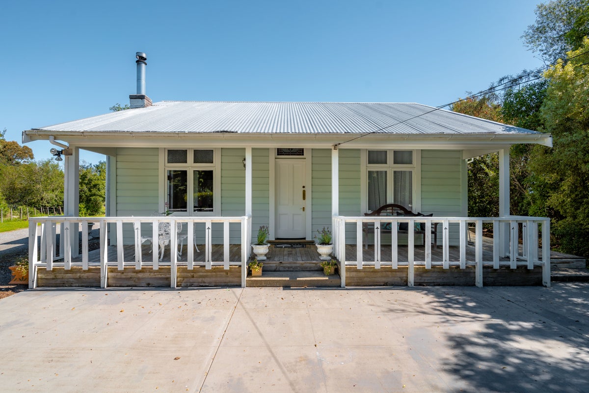 237 Upper Plain Road, Upper Plain, Masterton - Carousel 2