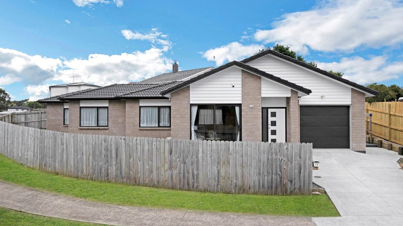 6A Clutha Crescent, Clover Park, Auckland - Carousel 1