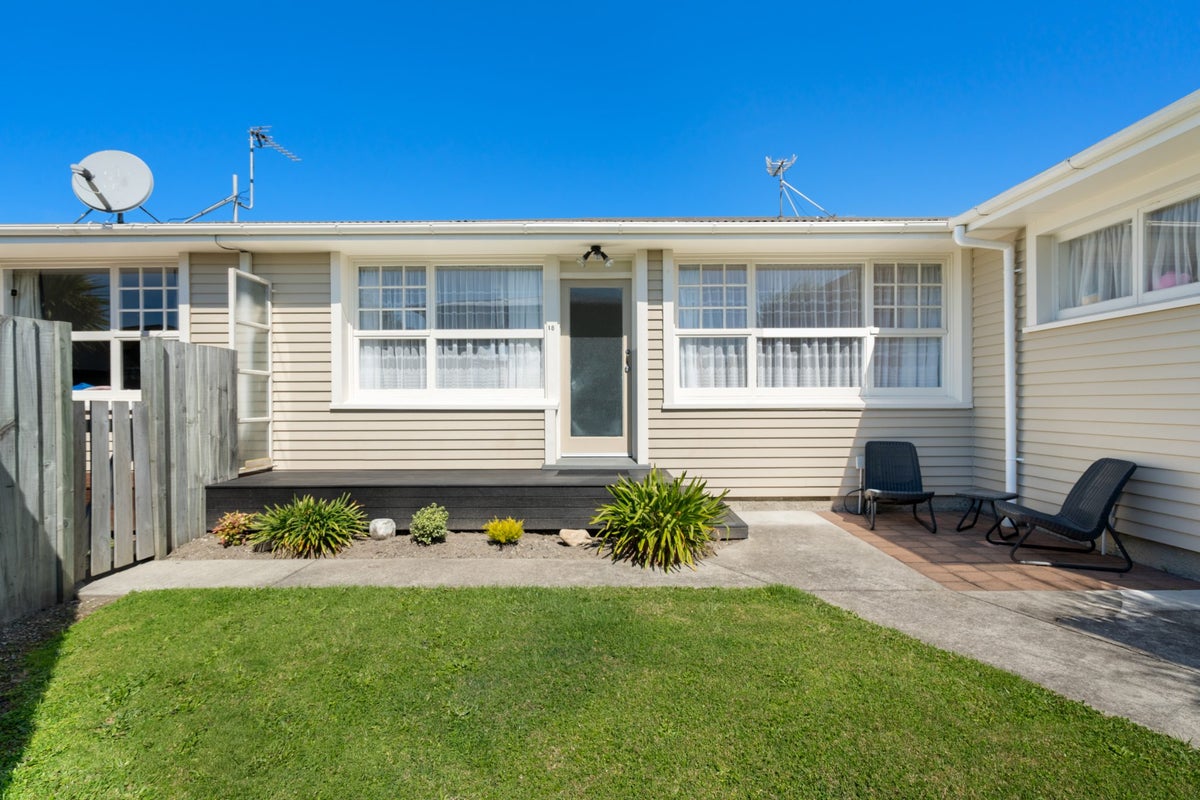 18 Siddal Place, Richmond, Christchurch - Carousel 2