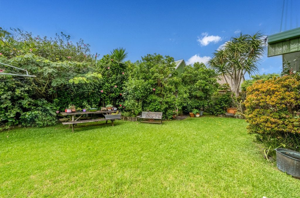 104 Botany Road, Botany Downs, Auckland - Carousel 2