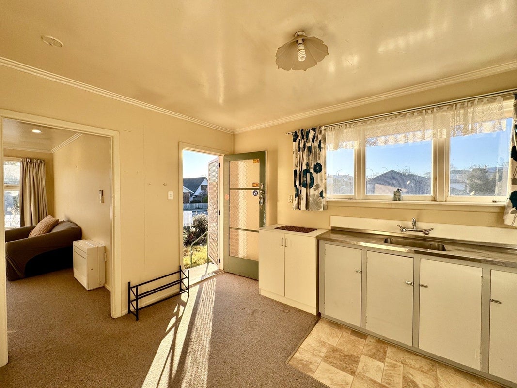57 Le Cren Street, Seaview, Timaru - Carousel 2