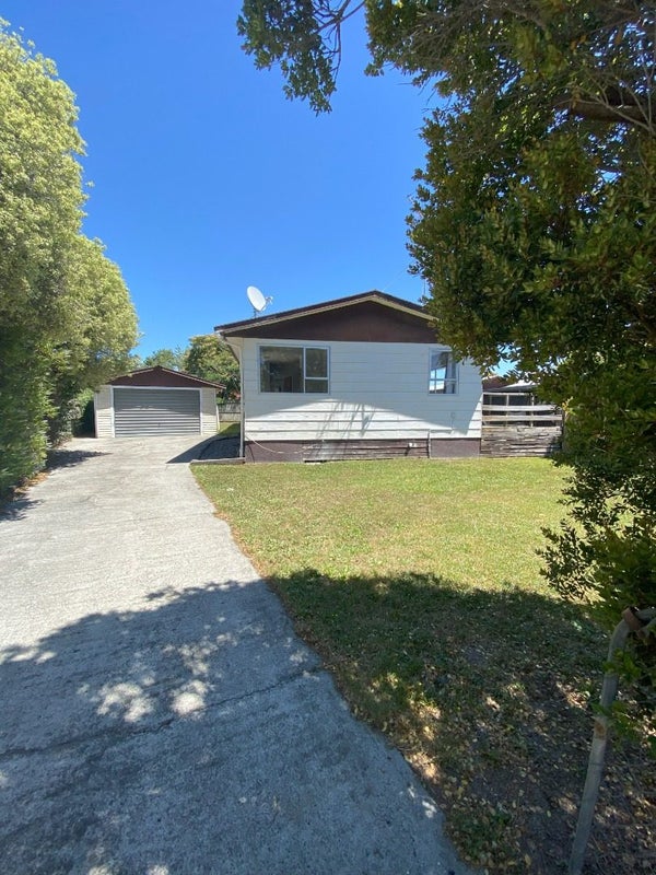 5 Pattie Place, Springlands, Blenheim - Carousel 12