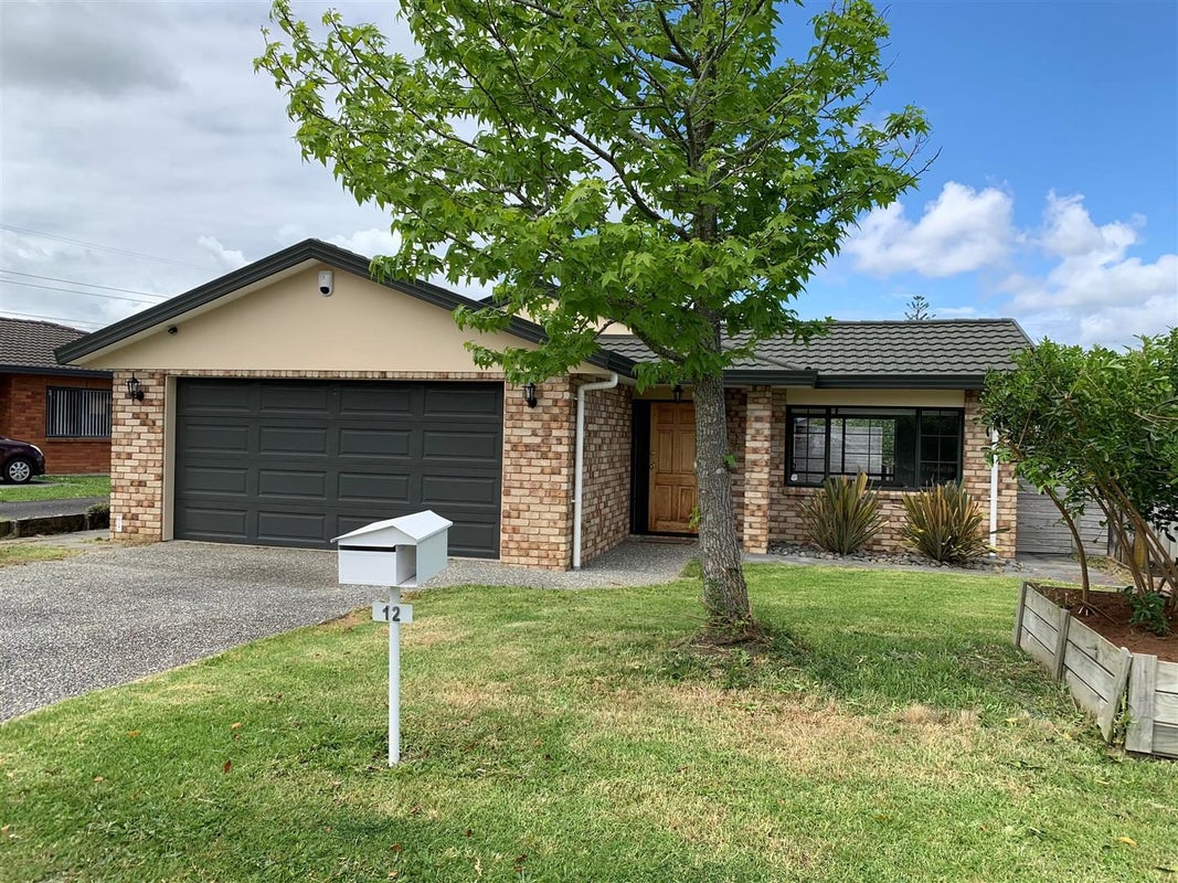 12 Amarillo Place, Manurewa, Auckland - Carousel 1