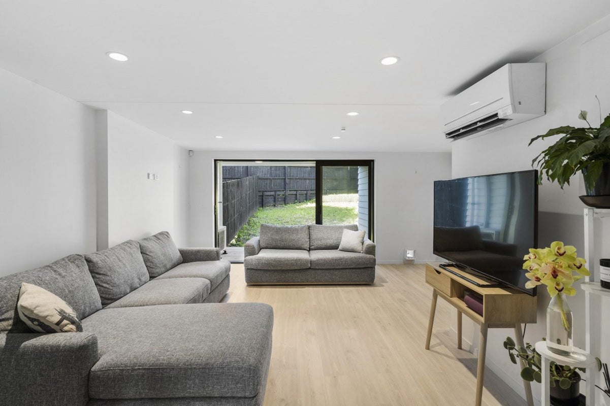 3/854 Mount Eden Road, Three Kings, Auckland - Carousel 2