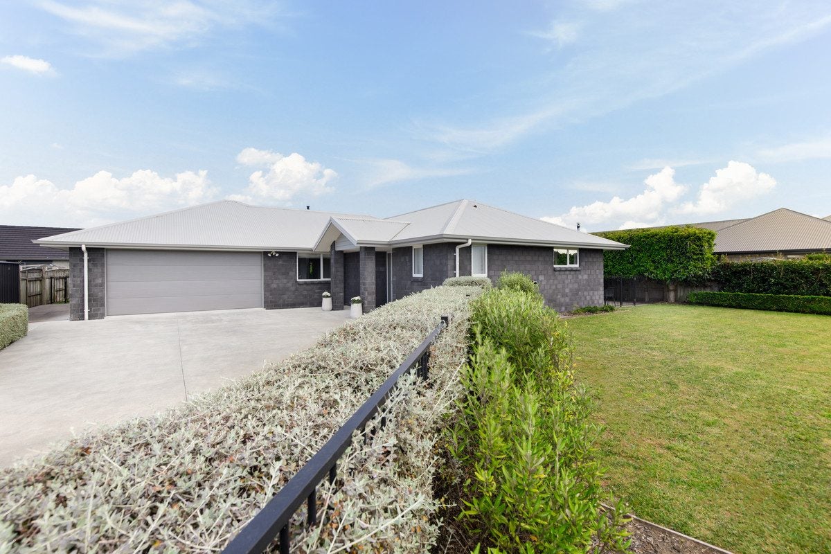 81 Jarrett Terrace, Leamington, Cambridge - Carousel 23