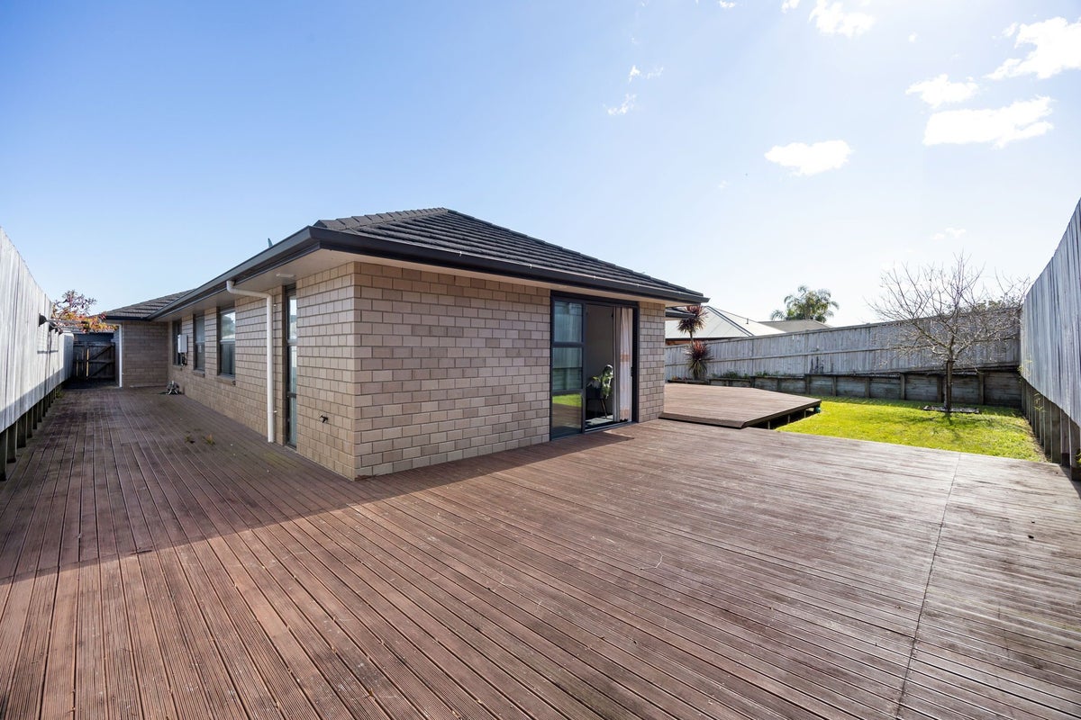 5 Vantage Place, Flagstaff, Hamilton - Carousel 19