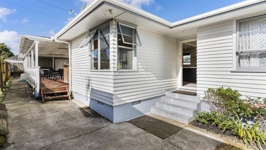 15 Fisher Crescent, Otara, Auckland - Carousel 1