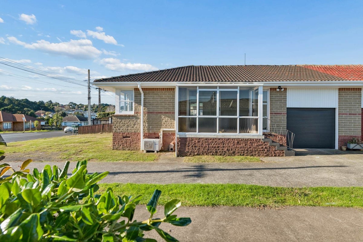 1/57 Orams Road, Hillpark, Auckland - Carousel 2