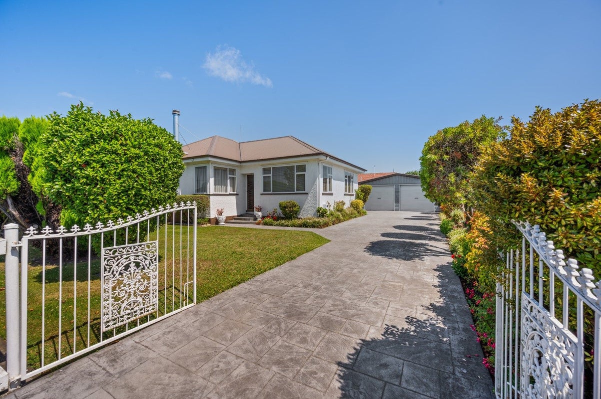 405 Willowpark Road South, Akina, Hastings - Carousel 1