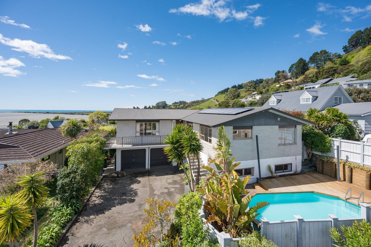 27 Tresillian Avenue, Marybank, Nelson - Carousel 1