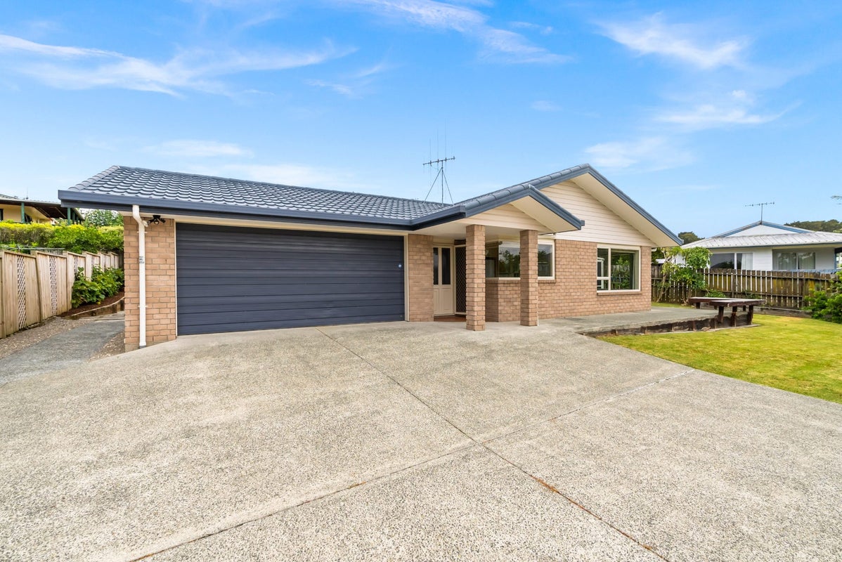 7A Bush Haven Drive, Kamo, Whangarei - Carousel 1