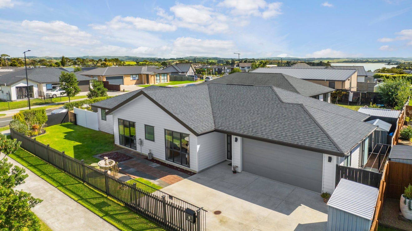 9 Rere Awa RD, Glenbrook, Glenbrook - Carousel 1
