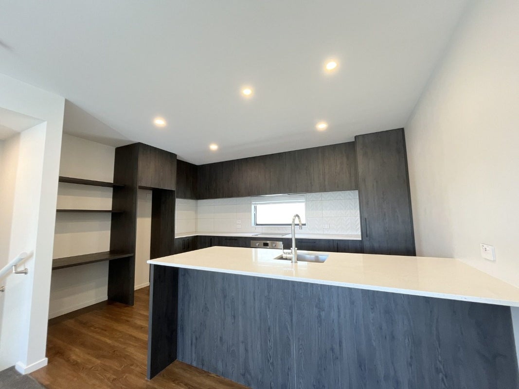 8/317 Lincoln Road, Addington, Christchurch - Carousel 2