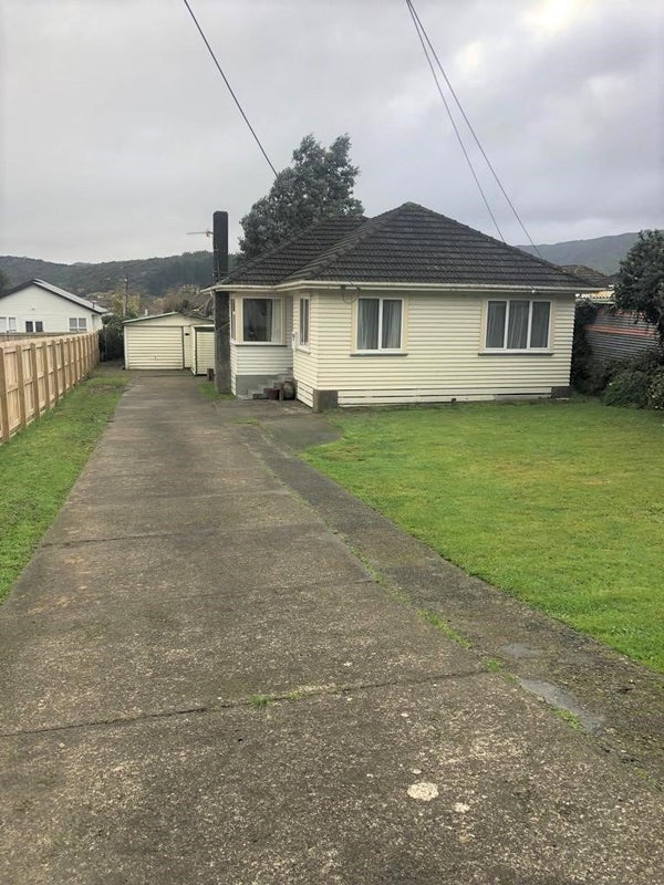 40 Karaka Street, Wainuiomata, Lower Hutt - Carousel 1