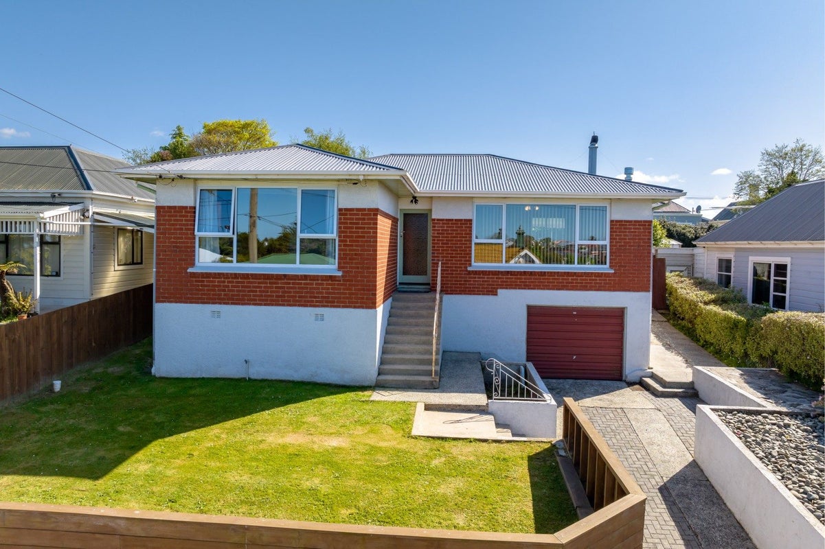 18 Bernard Street, Kenmure, Dunedin - Carousel 2