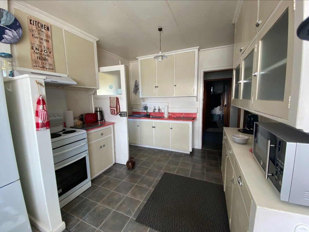 44 Budge Street, Riversdale, Blenheim - Carousel 2