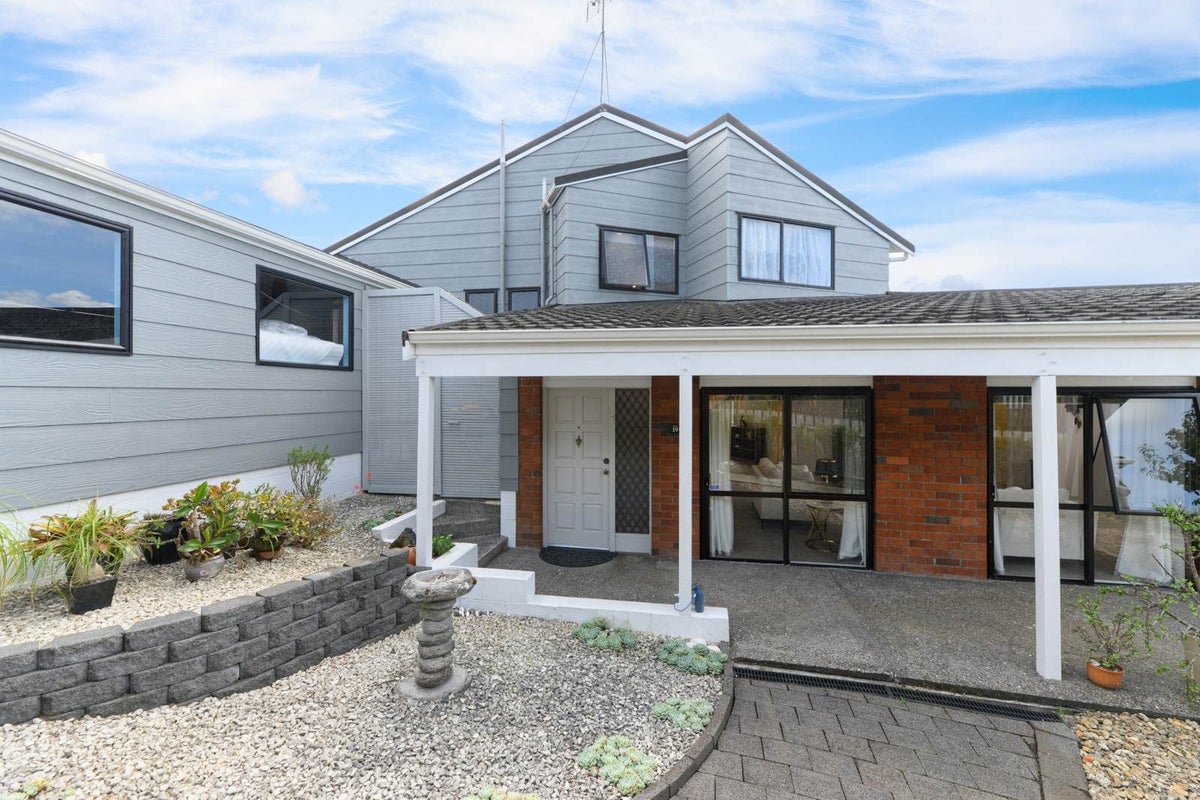 19 White Heron Drive, Massey, Waitakere City, Auckland - Carousel 2