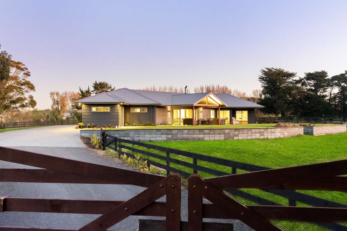 41C Tayforth Road, Westmere, Whanganui - Carousel 1