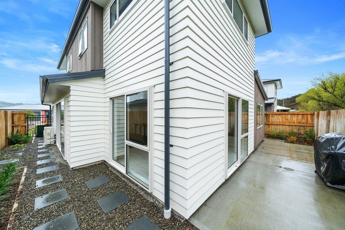 7 Grovedale Square, Wainuiomata, Lower Hutt - Carousel 13