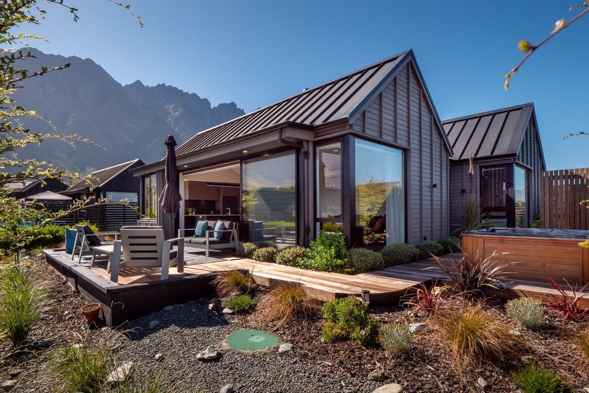 5 Parera Lane, Jacks Point, Queenstown - Carousel 2