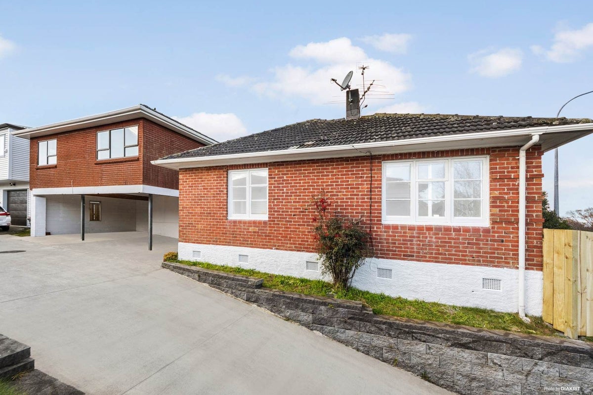648 Mt Albert Road, Royal Oak, Auckland City, Auckland - Carousel 2