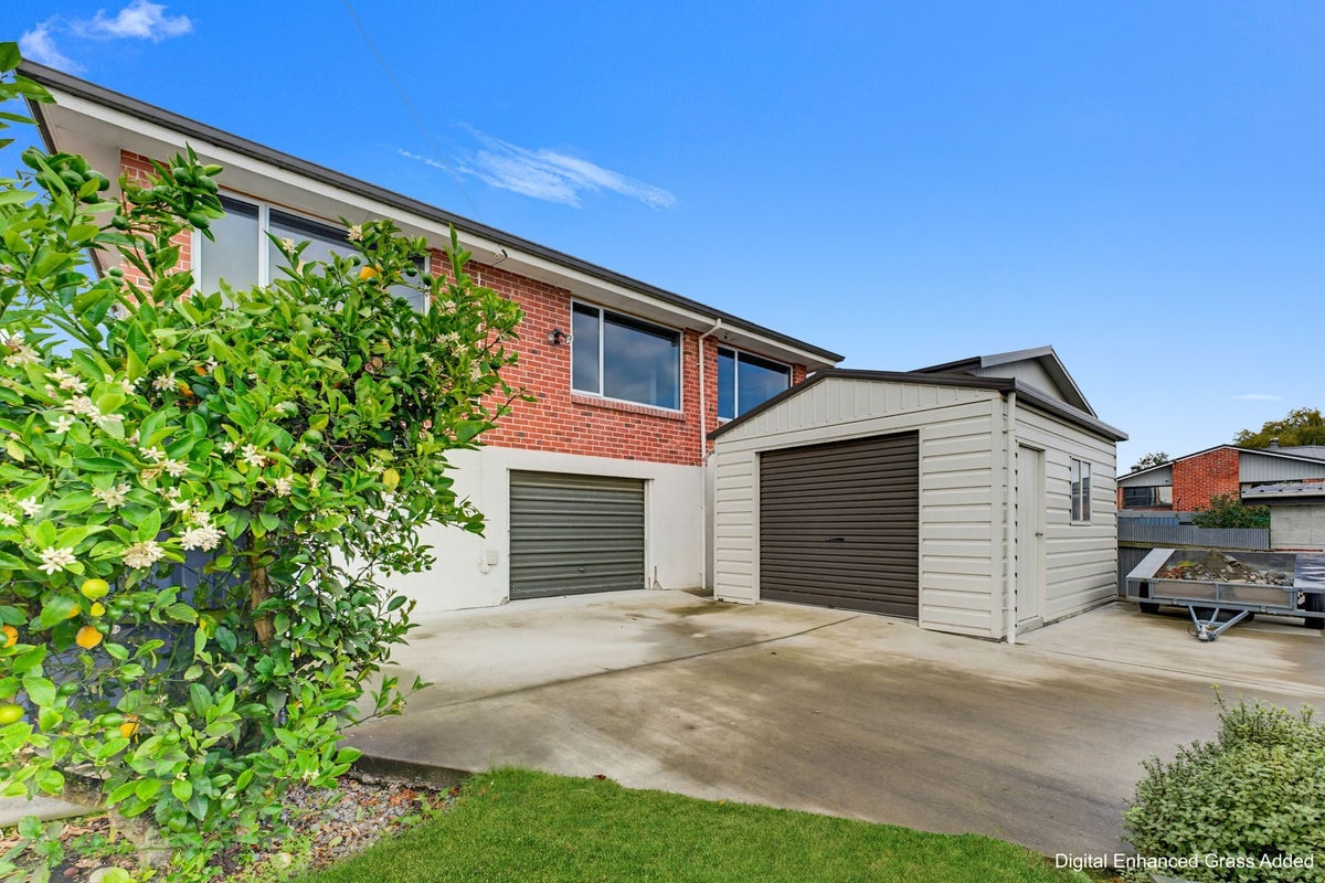 1 Goulds Road, Marchwiel, Timaru - Carousel 1