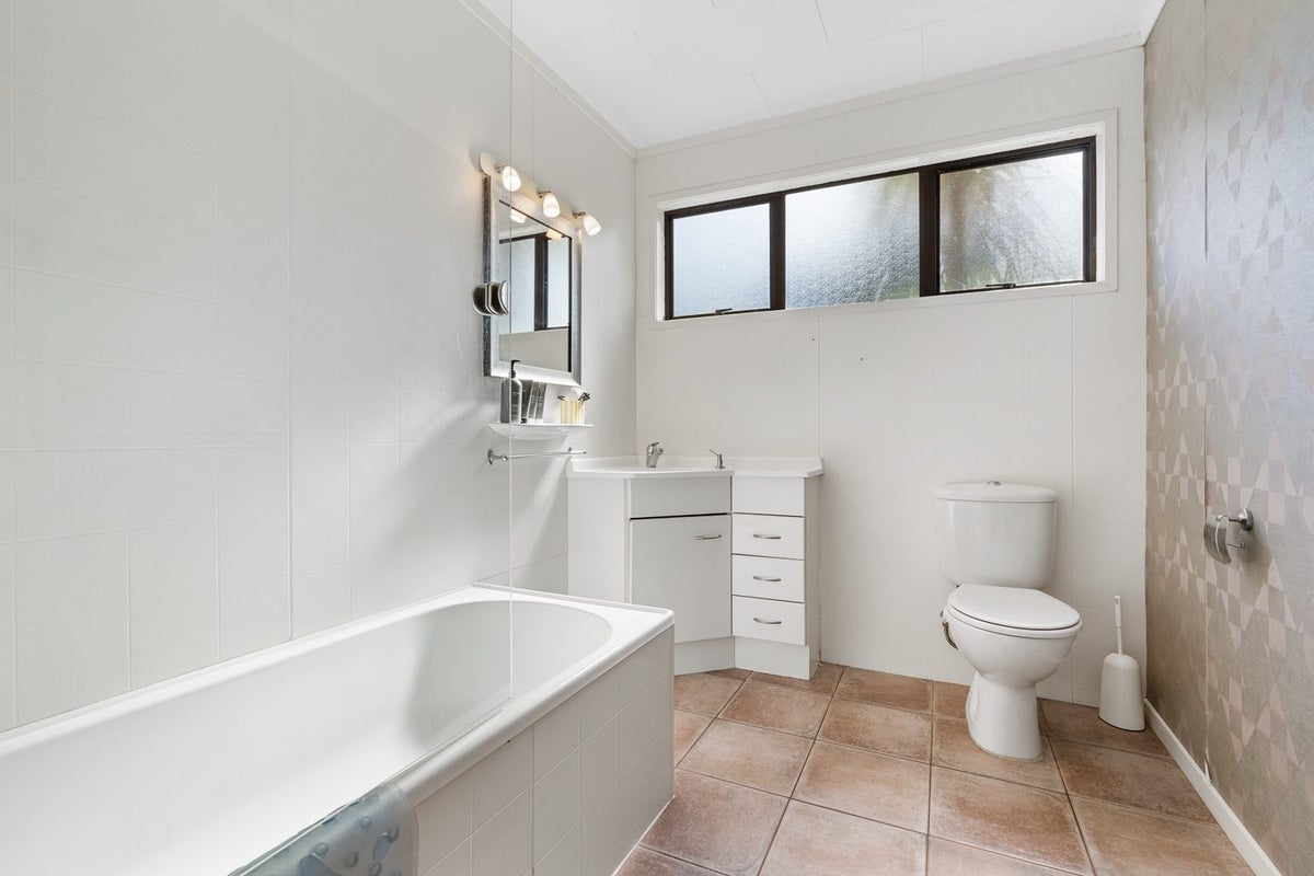 30 Pine Road, Whangarei - Carousel 22
