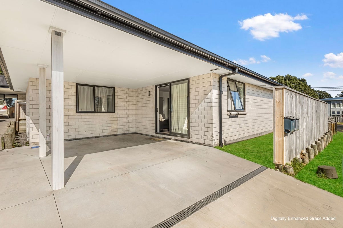 4 Banks Street, Marfell, New Plymouth - Carousel 1