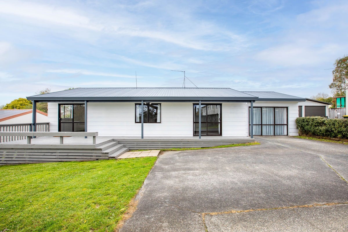 28B Boundary Road, Claudelands, Hamilton - Carousel 1