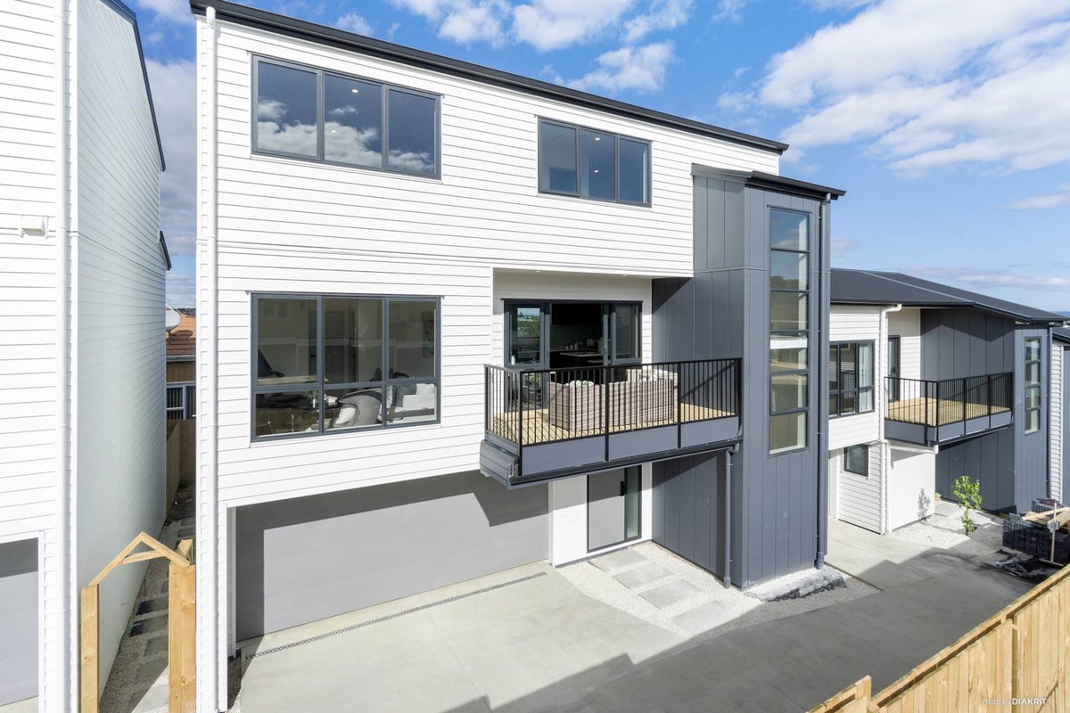201B New Windsor Road, New Windsor, Auckland - Carousel 1
