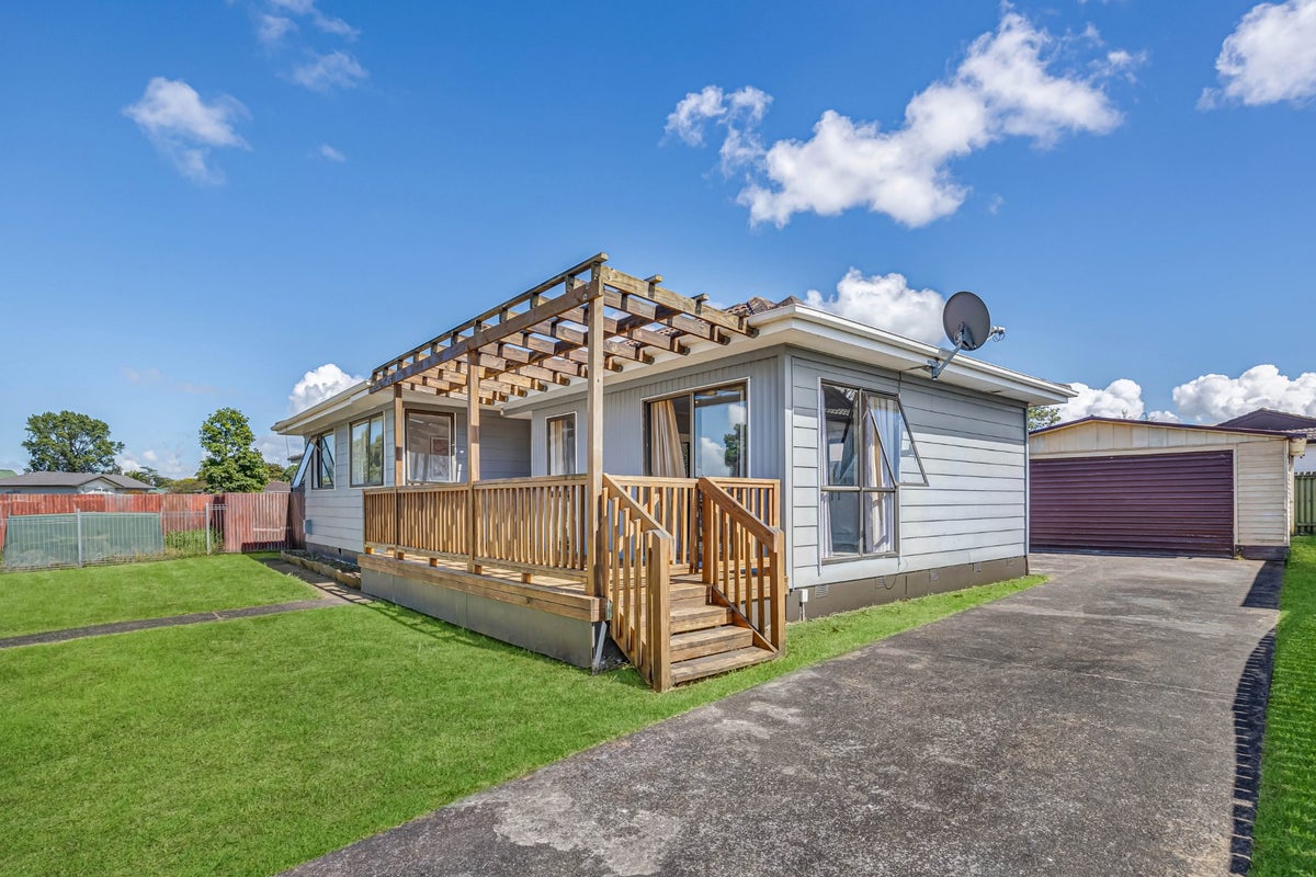 7 Growers Lane, Mangere East, Auckland - Carousel 1