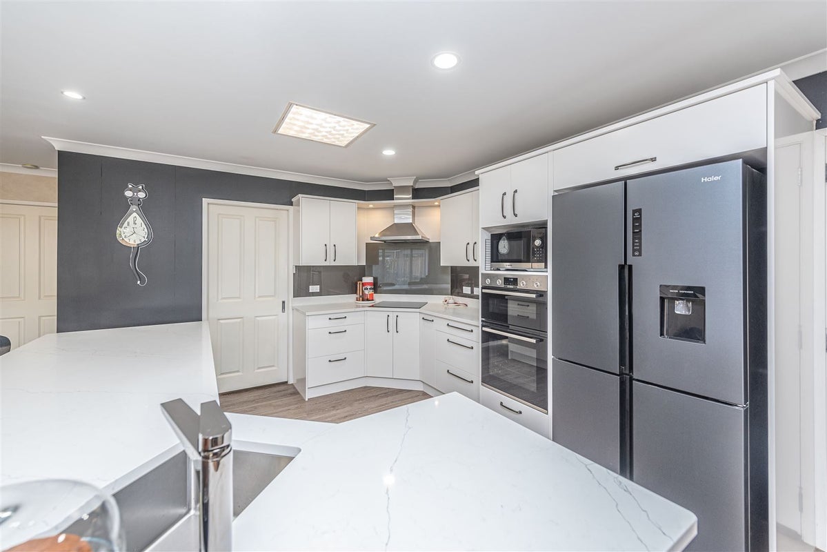 50 Nathan Street, Springvale, Whanganui - Carousel 2