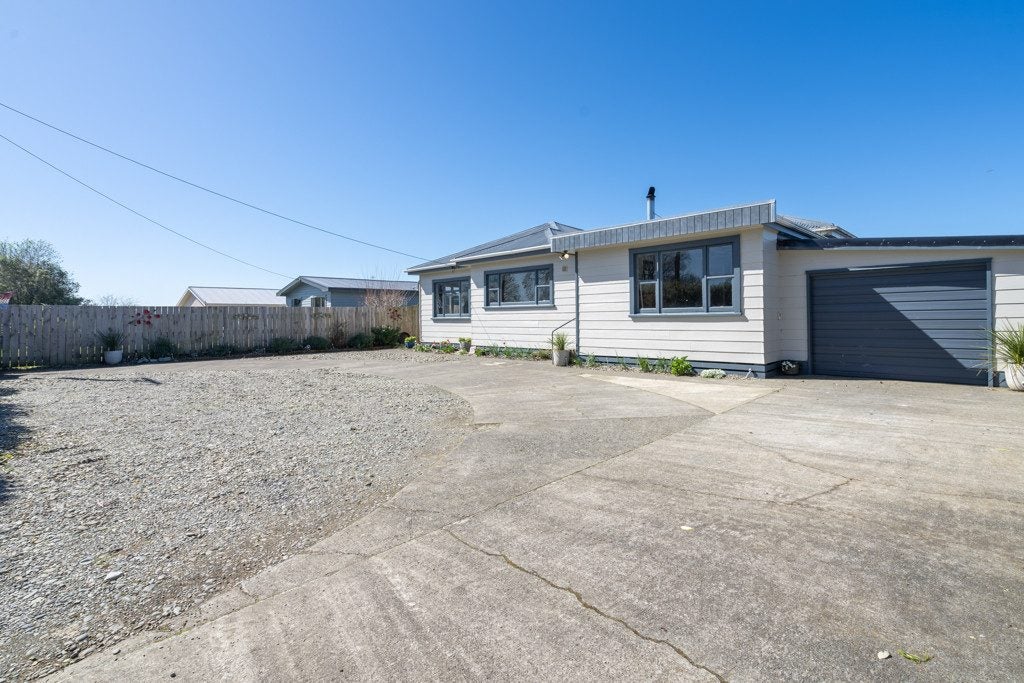 702 Boundary Road, Otautau - Carousel 1