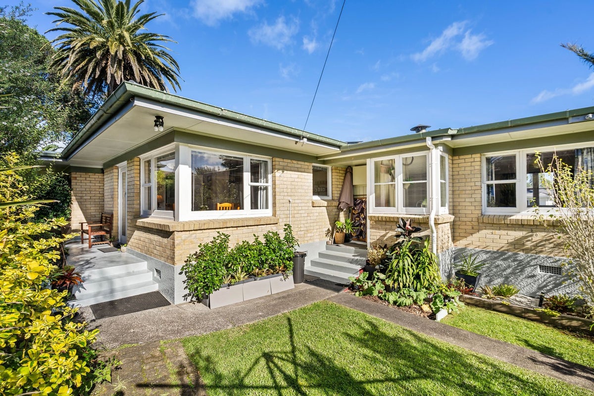2a Sherwood Road, Onerahi, Whangarei, Northland - Carousel 1