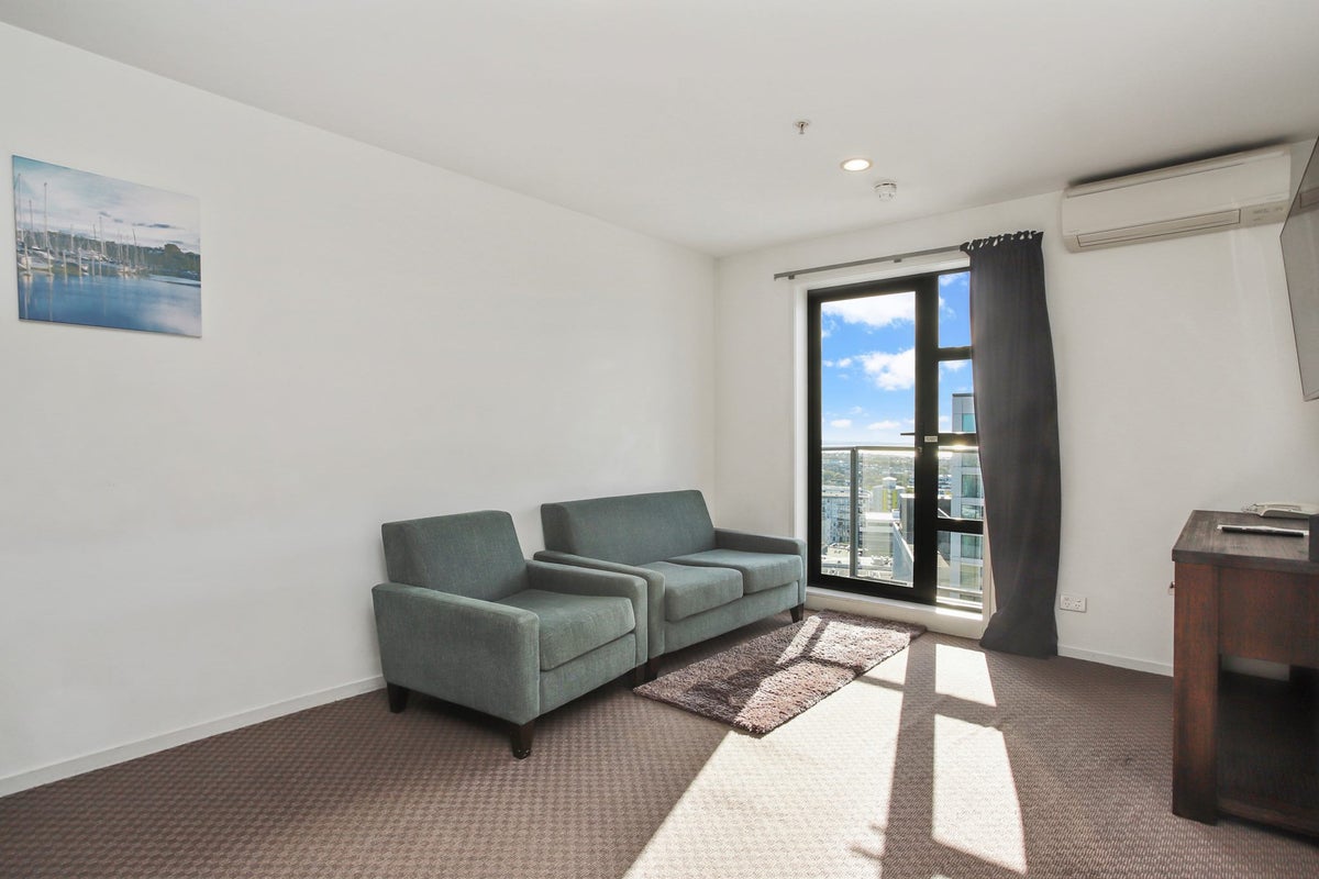 18F/6 St Martins Lane, Grafton, Auckland - Carousel 2