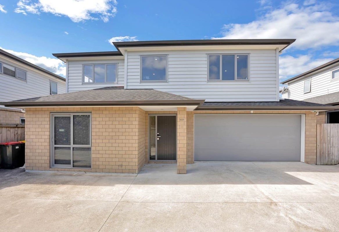 68A MOORE STREET, Howick, Auckland - Carousel 1
