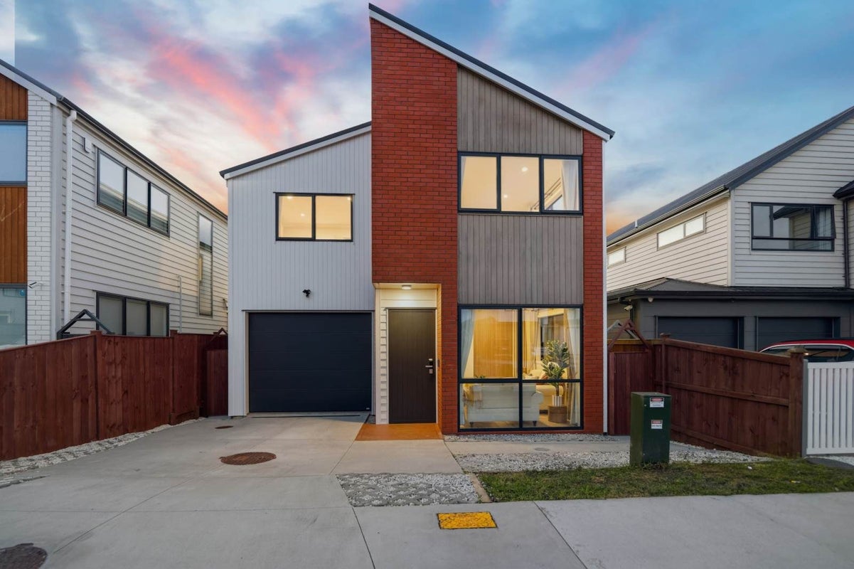 23 Ascent Street, Flat Bush, Manukau City, Auckland - Carousel 2