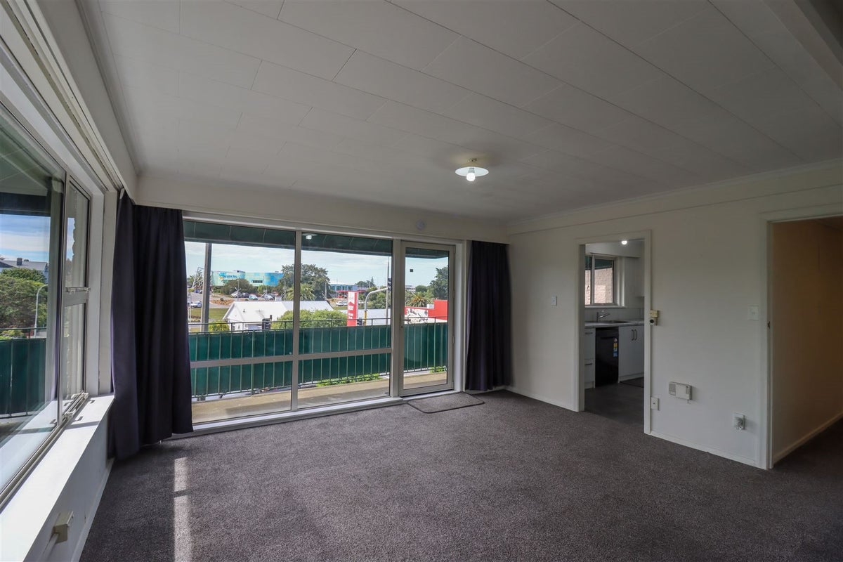 13/46 Evans Street, Maori Hill, Timaru - Carousel 2